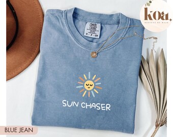 Sun chaser shirt summer vibes t-shirt summer Women Tee, Beach Life Gift for Her, Summer Trendy Shirt, Distressed Beach Mom Gifts sunny day