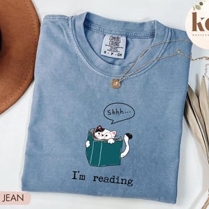 I&#39;m reading shirt | Funny Book Lover Tee Minimalist cat Reading T-Shirt Women’s Bookish Gift Reader Tee, Cats and Books, Book Lover T-shirt