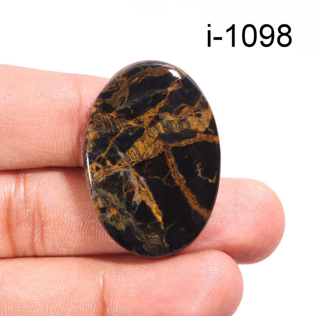 Commercio all'ingrosso 20,30 ct. Pietra preziosa cabochon ovale in Commercio all'ingrosso 20,30 ct. Pietra preziosa cabochon ovale in
