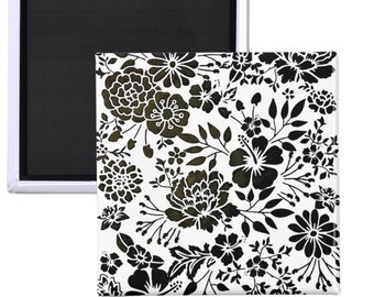 Black and White Flower Magnet