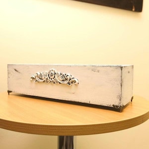 Vintage White Wood Crate Box Flower Antique, Rectangular Distressed Shabby Chic Storage Box, White Wooden Tray, Farmhouse Decorative Box