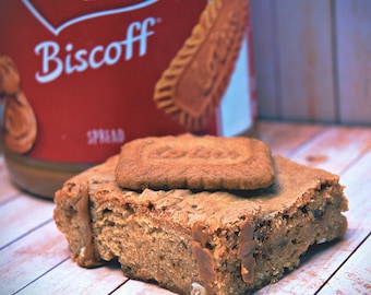 Rezept für Lotus Biscoff Blondies | Gourmet-Dessertrezepte Lotus Biscoff Blondie Geschenk Selbstgemachtes individuelles Rezept