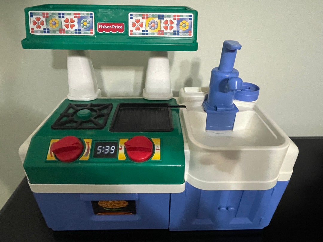 Rare Vintage Fisher Price Water Magic Kitchen With Extra Kitchen Pieces