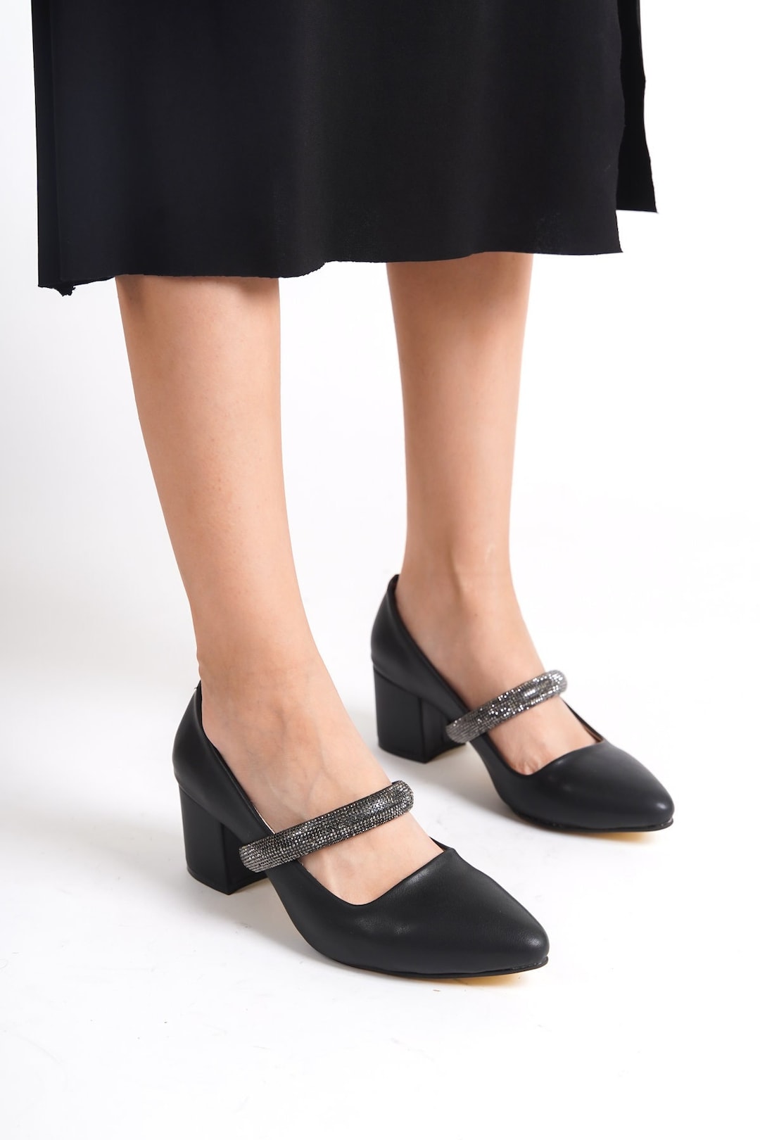 Chaussures Femme Taille UK 3 - Marque Strawberry, Talons Courts, Occasion - Idéales Pour Petit Pied