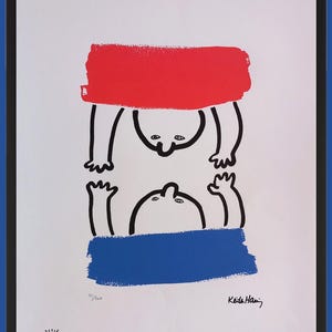 Puede incluir: Impresi&oacute;n enmarcada de una obra de arte de Keith Haring. La imagen muestra dos figuras estilizadas con contornos negros, una encima de la otra, con un rect&aacute;ngulo rojo arriba y un rect&aacute;ngulo azul abajo. La impresi&oacute;n est&aacute; numerada 11/200.