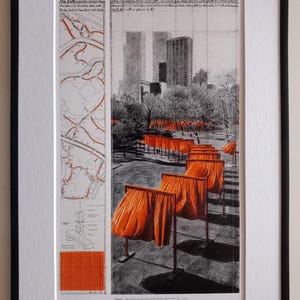 Christo & Jeanne-Claude – The Gates – Offset-Lithographie, gerahmt mit Original-Stoffstück XL