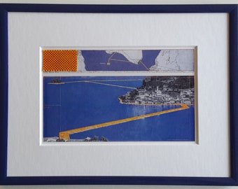 Christo - Los Muelles Flotantes – tarjeta artística XL, enmarcada con un trozo de tela original