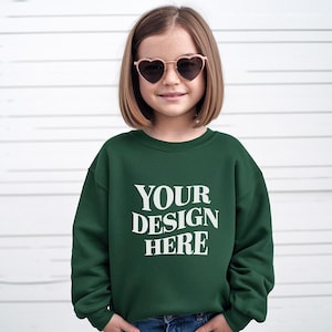 Mockup Gildan 18000B-jeugdsweater: urban streetwear (digitale download)