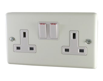 Contour White Double Socket (White Switch)