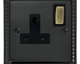 Georgian Black Bronze Socket (1 Gang/Antique Brass Switch)