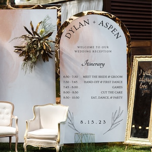 Calcomanía de bienvenida e itinerario para bodas / Nombres, horario y fecha personalizables - Calcomanía de espejo, acrílico o cartón - Recepción de boda
