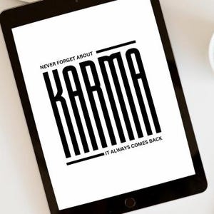 Lustiges Karma Tshirt Png, Englisch Sprüche Revenge Good Luck SVG, Karma Gefühle Download Datei. Karma Geschenk