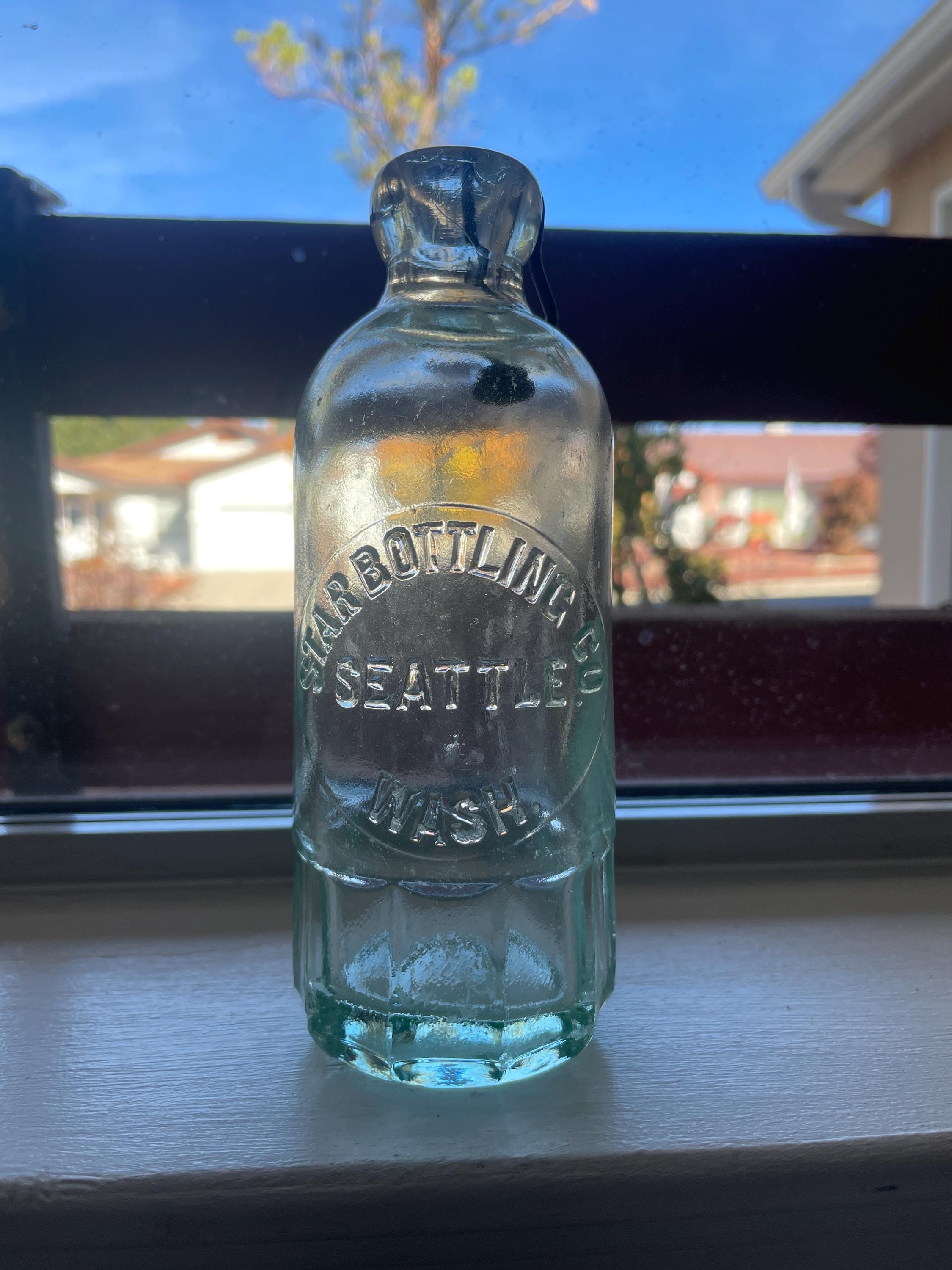 Antique Star Bottling, Co. Hutchinson Soda Bottle From Seattle 