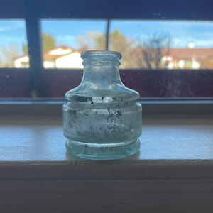 Antique Sanford’s “27”  Aqua Glass Inkwell, Rimmed Barrel Shape