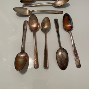 Vintage HOLMES & EDWARDS Inlaid Silver 1950s Flatwear, 6 1/8” x 1.25”, 1 of 8
