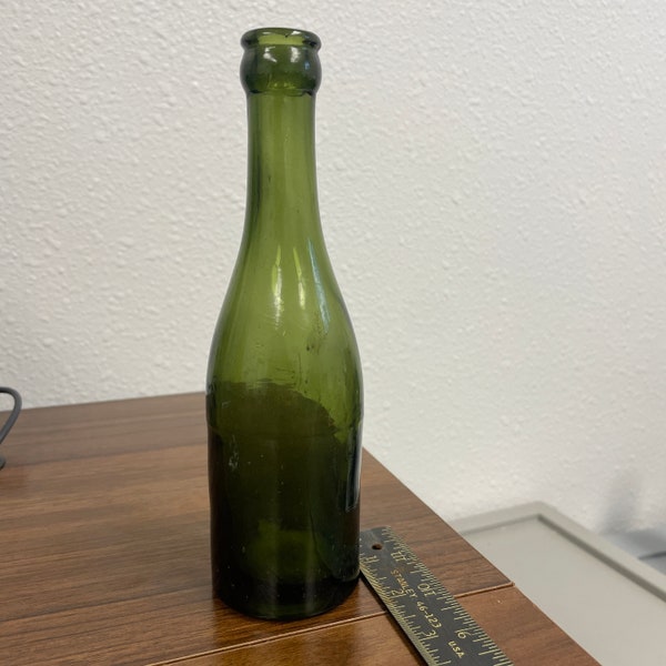 Antique Pre-1900s Turn-Mold Green Ale/Beer Bottle