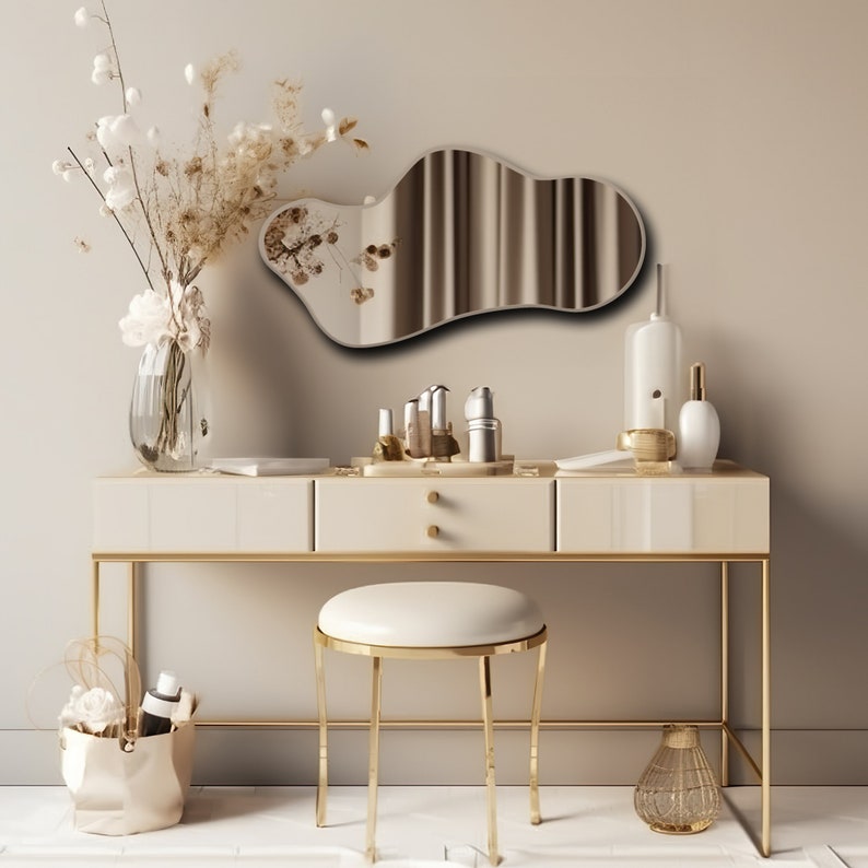 Unregelmäßiger Spiegel, asymmetrischer Spiegel, ästhetischer Badezimmerspiegel, goldgerahmter Wohnzimmerspiegel, moderner Schlafzimmerspiegel, Wohndekoration Bild 2