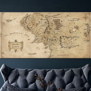 Toile de carte de la Terre du Milieu, décoration de chambre d'enfant, carte fantastique, impression de hobbit, cadeau pour lui, décoration de dortoir, art mural beige, livraison gratuite, art mural en toile