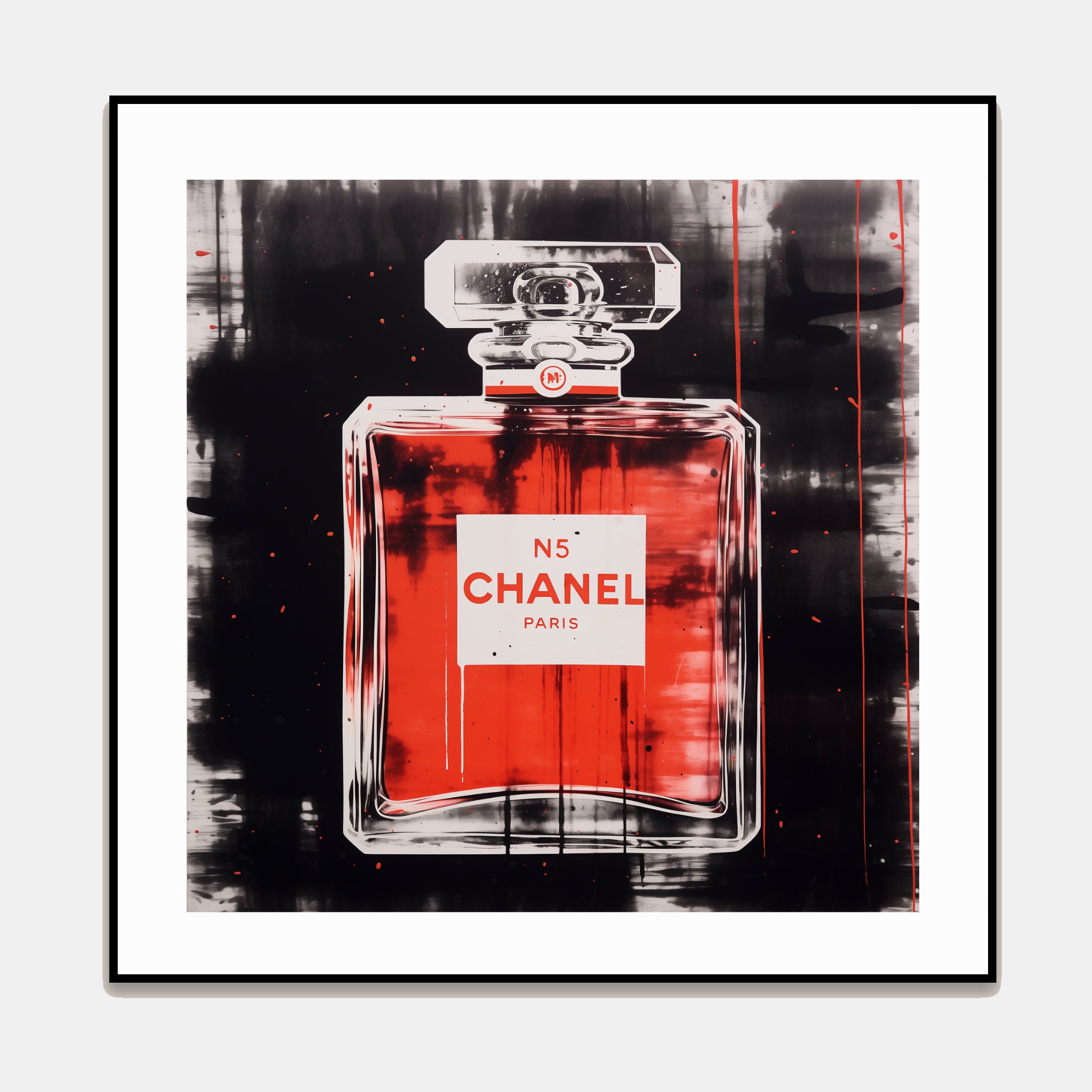 Graffiti Chanel No 5 - Magna Canvas