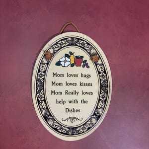Vintage Trinity Pottery Mom Loves Hugs Ceramic Wall Plaque No. 192 USA
