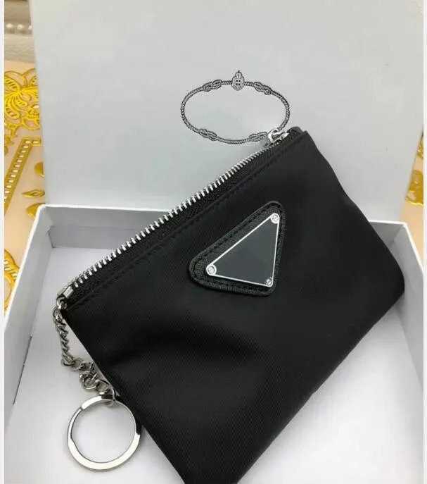 Luxury Designer Leather Keychain Purse Wallet For Women And Men With Flower  Zipper From Yee9090, $24.82