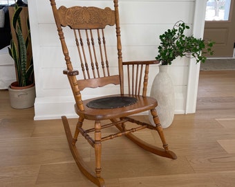 Beautifully Antique Rocking Chair - with leather seat!