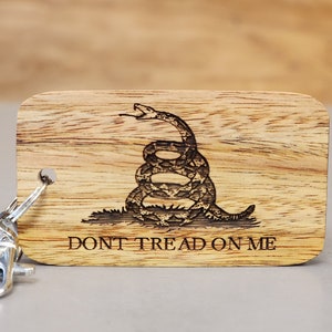 Don&#39;t Tread On Me Gadsden Flag Canary Wood Keychain Customizable