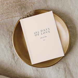 365 Days of Love - Marriage Anniversary Gift - Gift for Wife -  Anniversary Journal - Valentine's Day Gift - Custom Couple Gift
