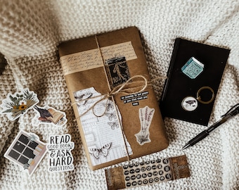 Blind Date With a Mystery Book: Bookish Gift Set