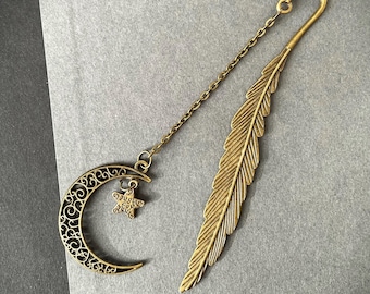 Vintage-Style Metal Bronze Feather Bookmark with Hanging Crescent Moon and Star