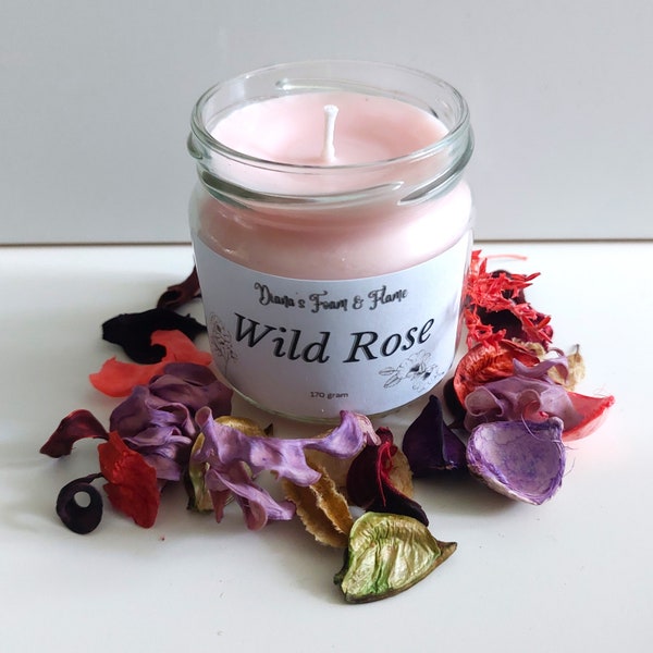 Handgemaakte geurkaars wild rose, geurkaars van koolzaadwas, verjaardagscadeau geurkaars