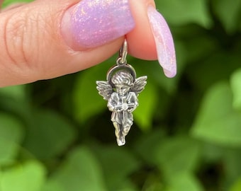 Colgante de ángel de plata • Amuleto de ángel de la guarda de plata de ley 925 • Collar de ángel de plata • Regalo de joyería espiritual • Amuleto de protección angelical