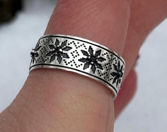 Anillo Vyshyvanka Alatyr: anillo con adorno bordado ucraniano, auténtica joyería cultural