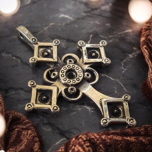 Medieval Maltese Cross Pendant - Brass Viking Pagan Norse Cross Necklace - Vintage Style Amulet