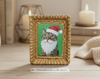Obrazek z kotem na Boże Narodzenie z czapką i brodą Świętego Mikołaja, ręcznie malowany portret zwierzaka, miniaturowy piesek ze zdjęcia, świąteczny upominek dla zwierzaka