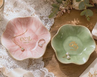 Wedding Bestie Ring Dish, Personalized Jewelry Dish, Custom Engagement Ceramic Trinket Tray Plate, Best Friend Gift, Bestie Gift for Her