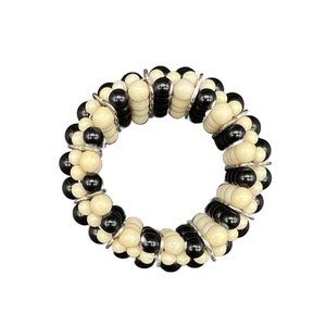 1930s-1940s BAKELITE Black and Ivory Beaded Bracelet - Vintage