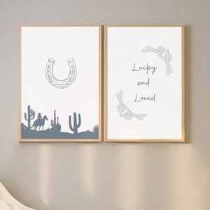 Vaquero occidental azul Lucky and Loved Horseshoe Print DESCARGAR