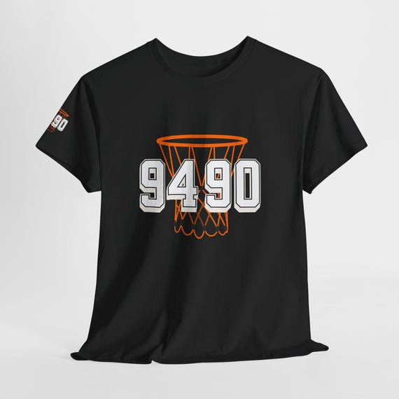 New York Knicks Championship Score Basketball Hoop T-Shirt | Vintage Sports Jersey Style