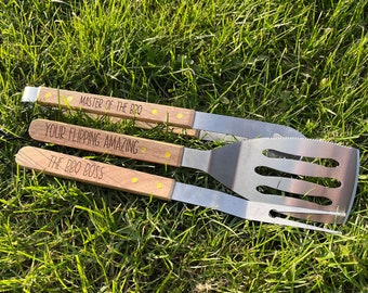 Engraved BBQ Set - Stainless Steel Grilling Tools, Personalized Spatula, Tong & Fork for Chef's Gift