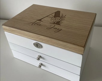 Personalised Jewellery box | with engraved lid | Jewellery storage | gift idea | gifts for her | built in mirror