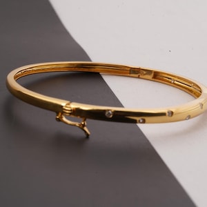 Diamond Round Bezel Set Bangle Dainty Moissanite Bracelet For Her/ Wedding Bangle Bracelet 14K Yellow Gold Handmade Jewelry For Women's