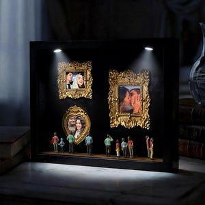 Niestandardowa miniaturowa ramka do muzeum w USA z oświetleniem, romantyczny prezent rocznicowy dla niej, spersonalizowana ramka na zdjęcia, prezent urodzinowy dla muzeum
