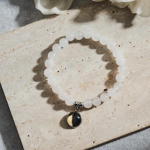 Custom Moon Phase Beaded Bracelet, Custom Luminous Moon Bead Bracelet Gift for Her, Custom Birthday Gift, Custom Moon Phase Birthday Gift