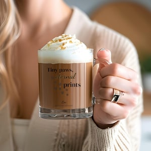 Personalized Pet Memorial Glass Mug, Tiny Paws, Eternal Print – Glass Keepsake Mug for Pet Loss – Custom Name & Dates ,Gift for Mom and Dad