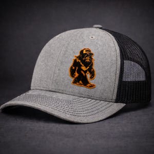 Big Foot Richardson 112 Snapback Hat - Benutzerdefinierte Leder Patch Trucker Cap für Sasquatch Fans, Outdoor-Enthusiasten, Geschenke für Ihn, Geschenke für Männer
