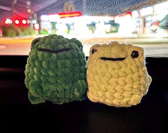 Ranas regordetas de ganchillo