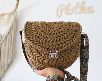 Crochet  crossbody herringbone stitch bag pattern, fashion desing nice purse for everyday use.