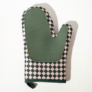 Linen oven mitt (1pcs). Linen kitchen glove. Linen kitchen mitten with heat-insulated padding. Protective cooking gloves.