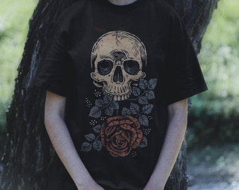 Rose Skull Shirt - T-shirt, Grunge Clothing, Aesthetic, E Girl, Goth Clothing, E Girl clothing, Alternative, Gothic, E Girl Shirt